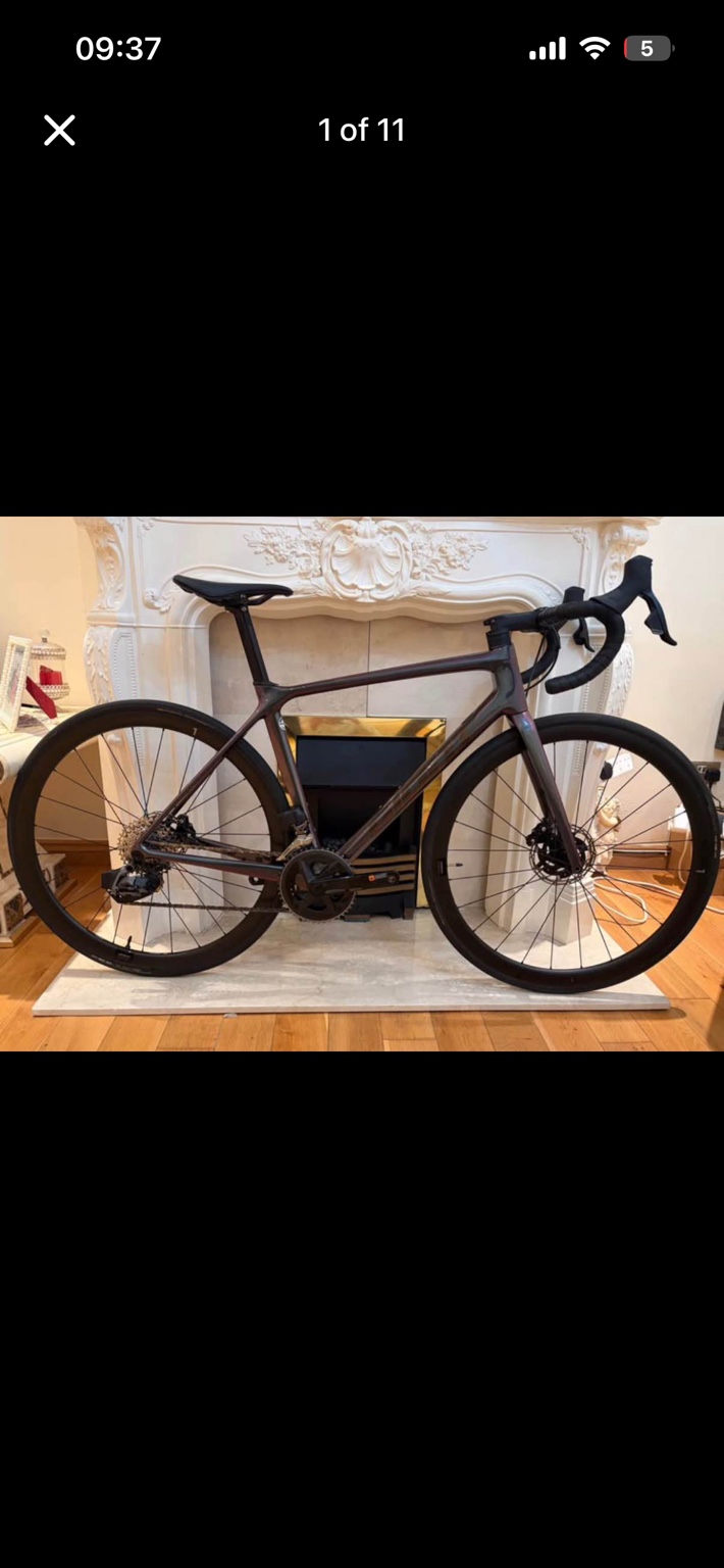 Dark Giant TCR Pro 1 road bike, drive-side view