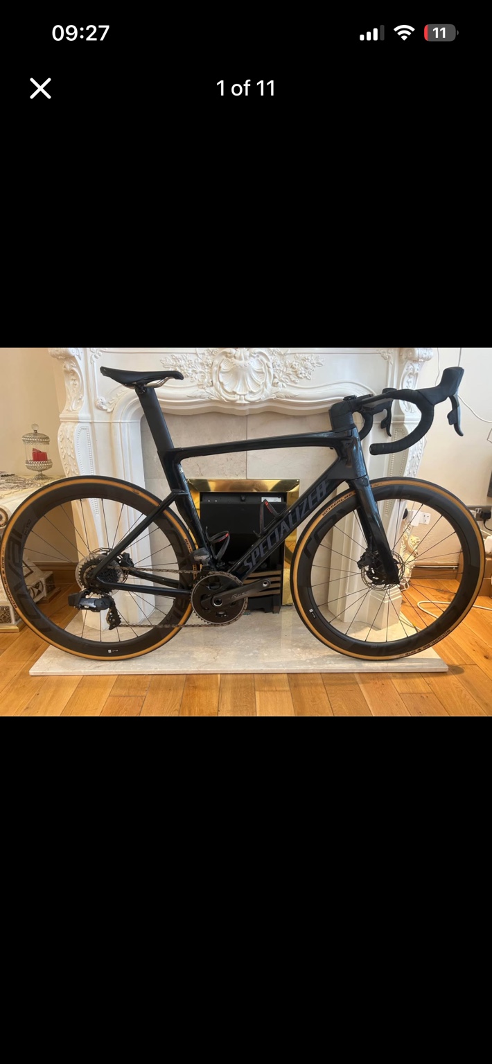 Black Specialized Venge Pro road bike with SRAM Force AXS, drive-side view
