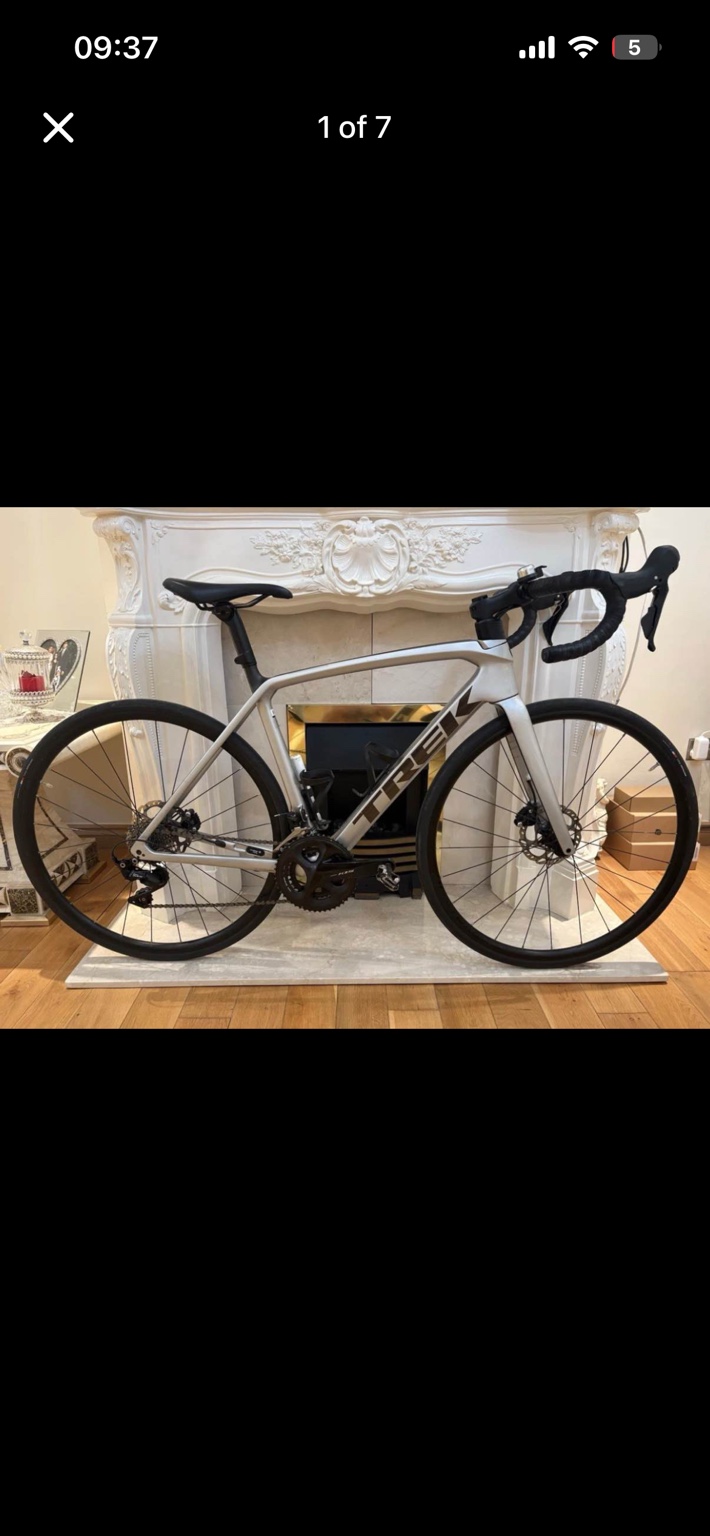 Silver Trek Émonda SL 5 road bike, drive-side view
